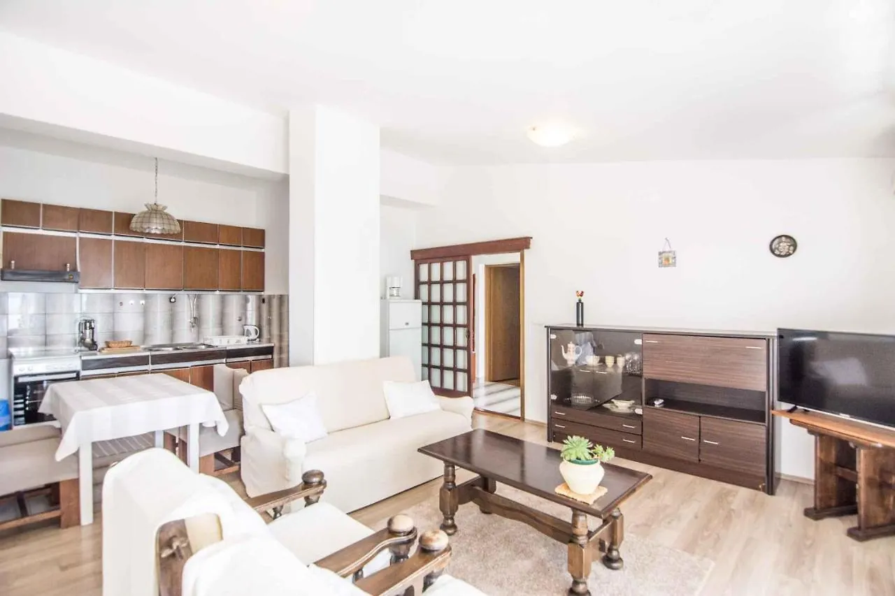 Apartments In Biograd Na Moru 8034