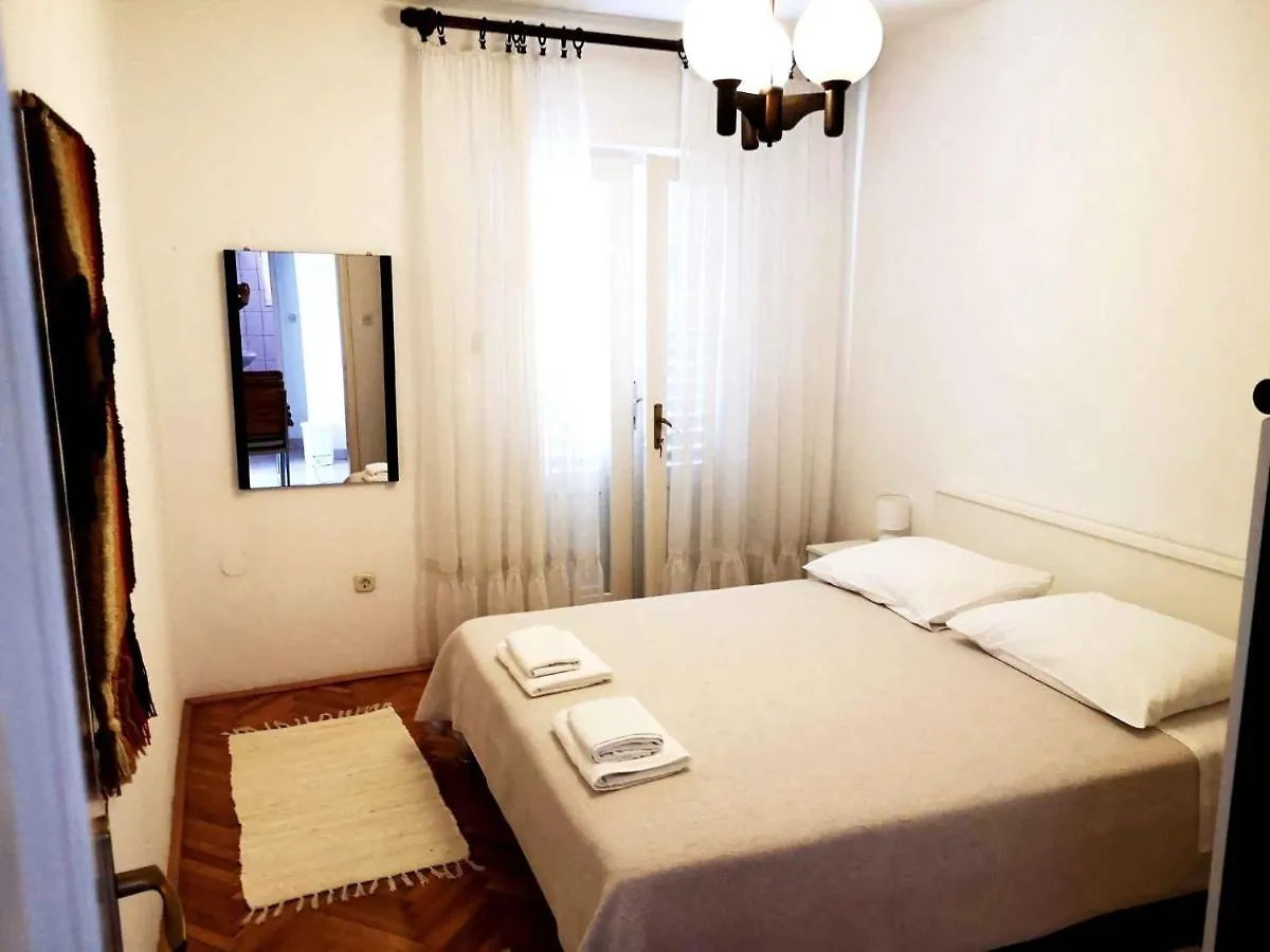 Apartments In Biograd Na Moru 8034