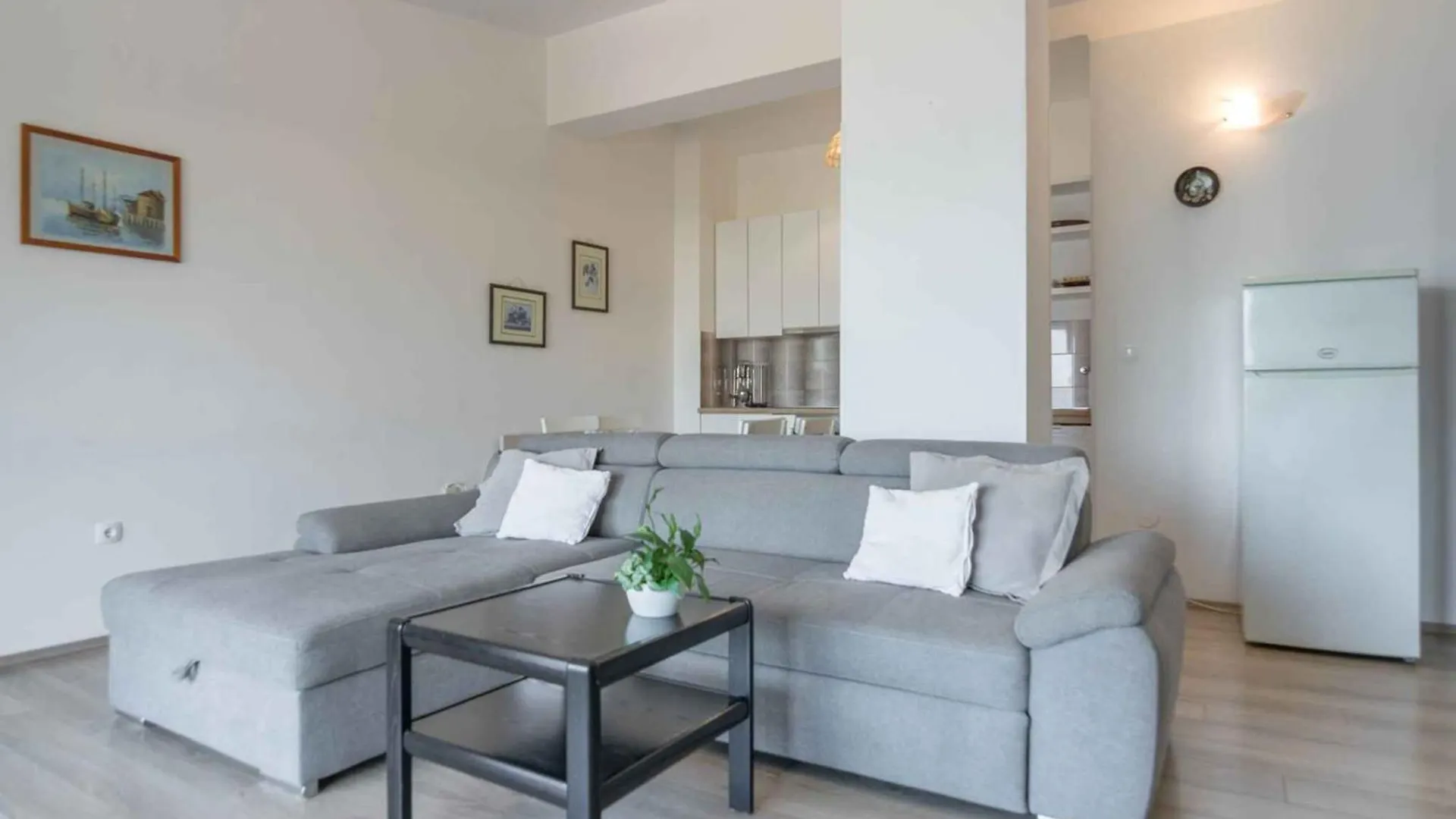 Apartments In Biograd Na Moru 8034
